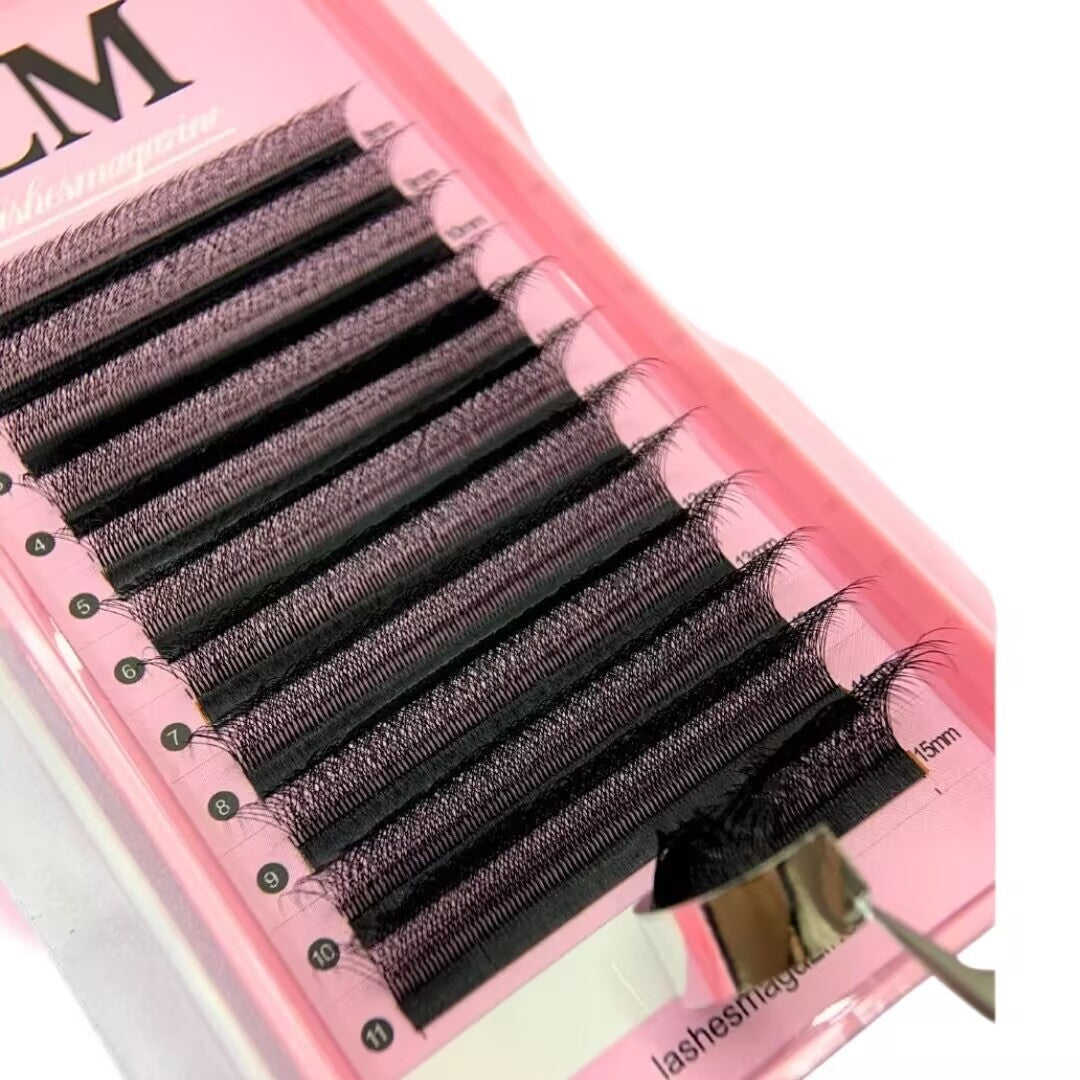 FREE SAMPLES KIT PREMIUM CASHMERE  & VELVET VOLUME lash extensions ULTRA  MATTE BLACK 3 lash trays totally